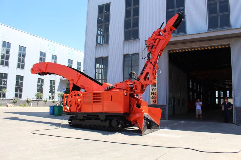 襄陽(yáng)扒渣機(jī)價(jià)格詳解：一臺(tái)究竟多少錢(qián)？